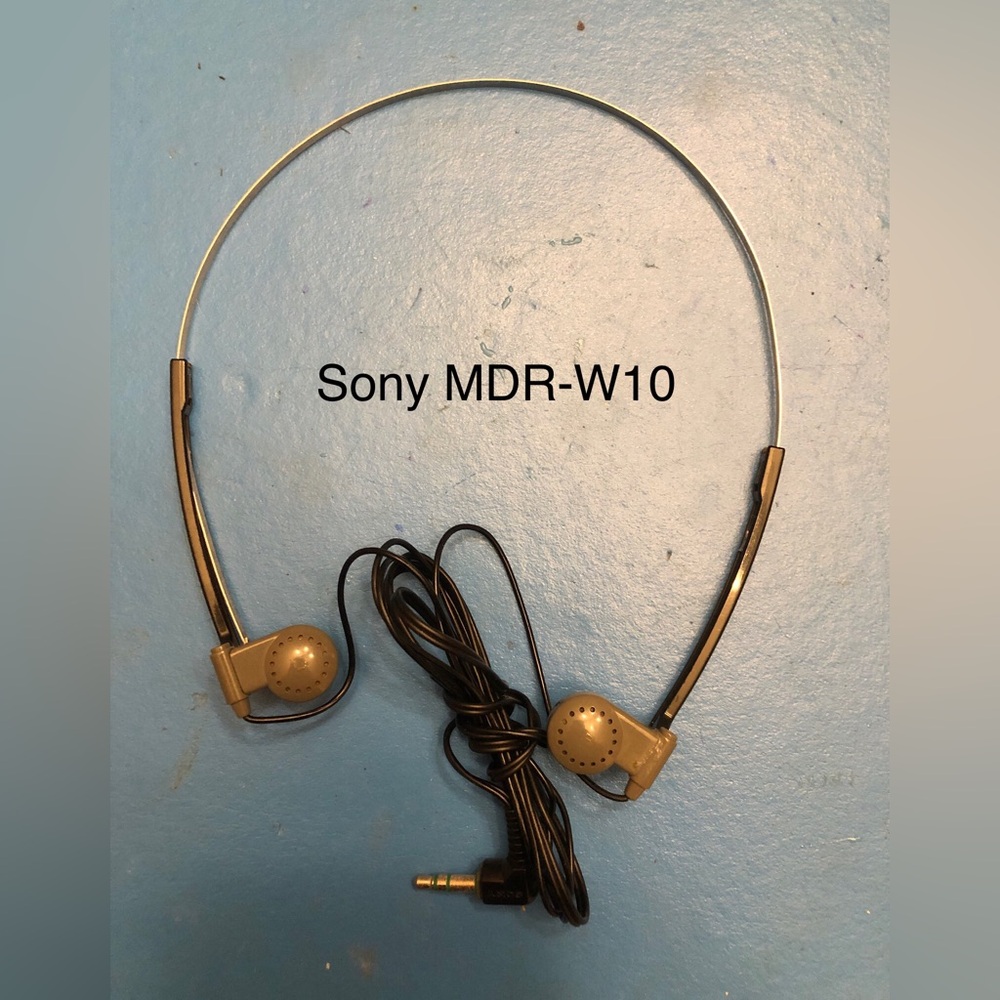 Sony Vintage Turbo Dynamic Stereo Headphones MDR-W10 - In Ear